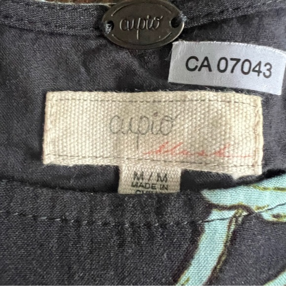 Cupio floral cold shoulder mini dress size medium - Picture 4 of 5